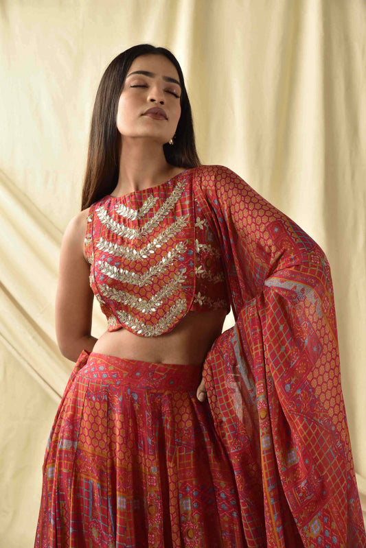 Why Modest fusion wear is trending into style?
