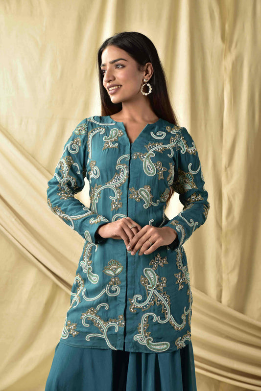 Top party outfit trends you will love in 2025